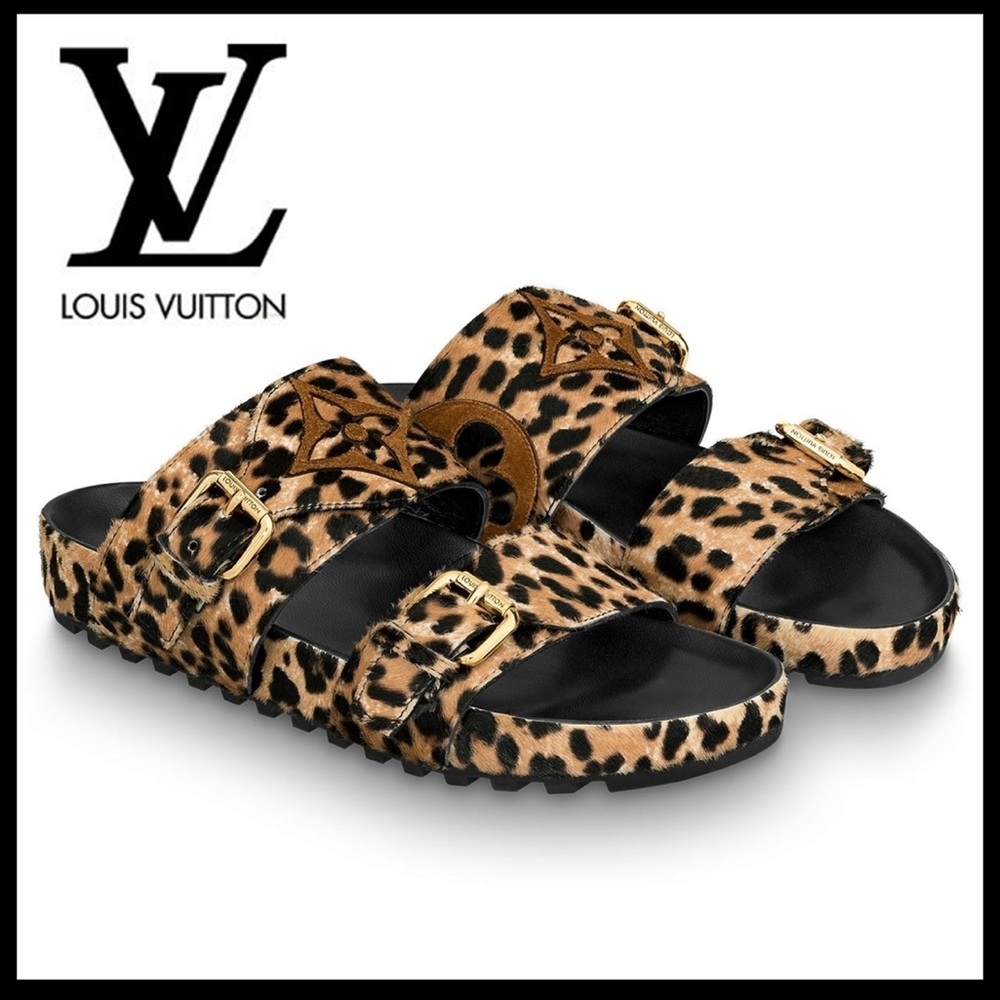 NWT Louis Vuitton sandals still-in stores!